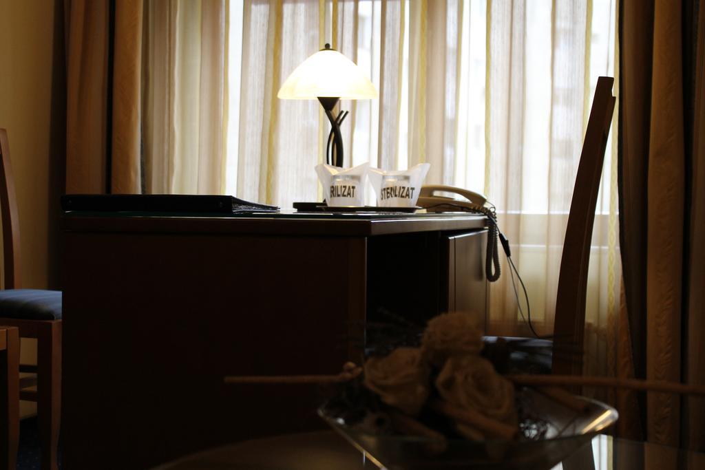 Hotel Horoscop Βουκουρέστι Δωμάτιο φωτογραφία